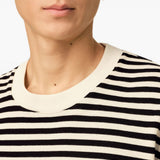 T-shirt a righe in bianco e nero 