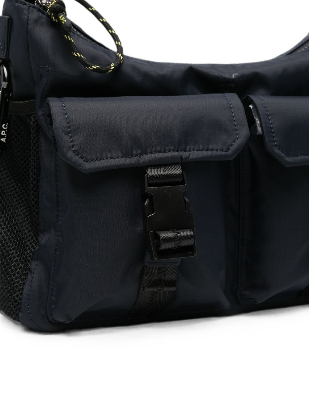 Borsa a spalla treck in nero 