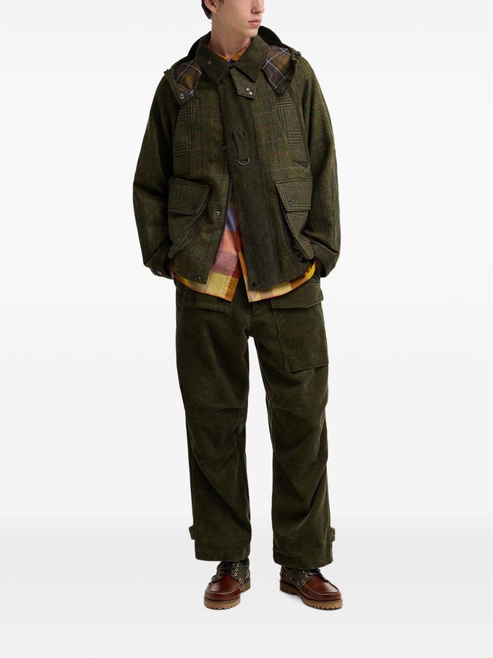 Pantaloni oversize a coste sottili in verde 