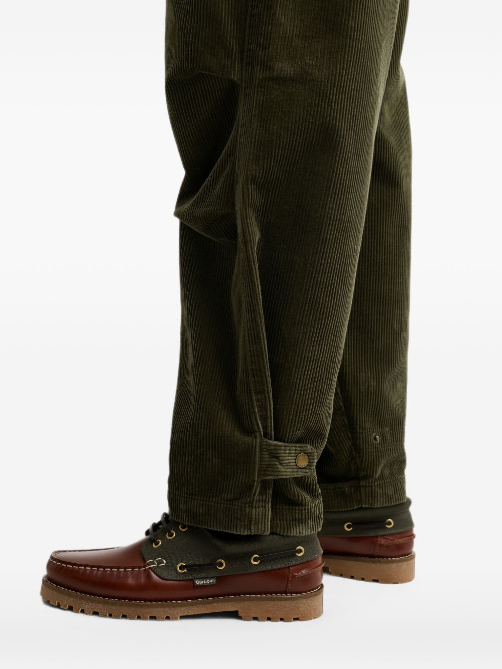 Pantaloni oversize a coste sottili in verde 