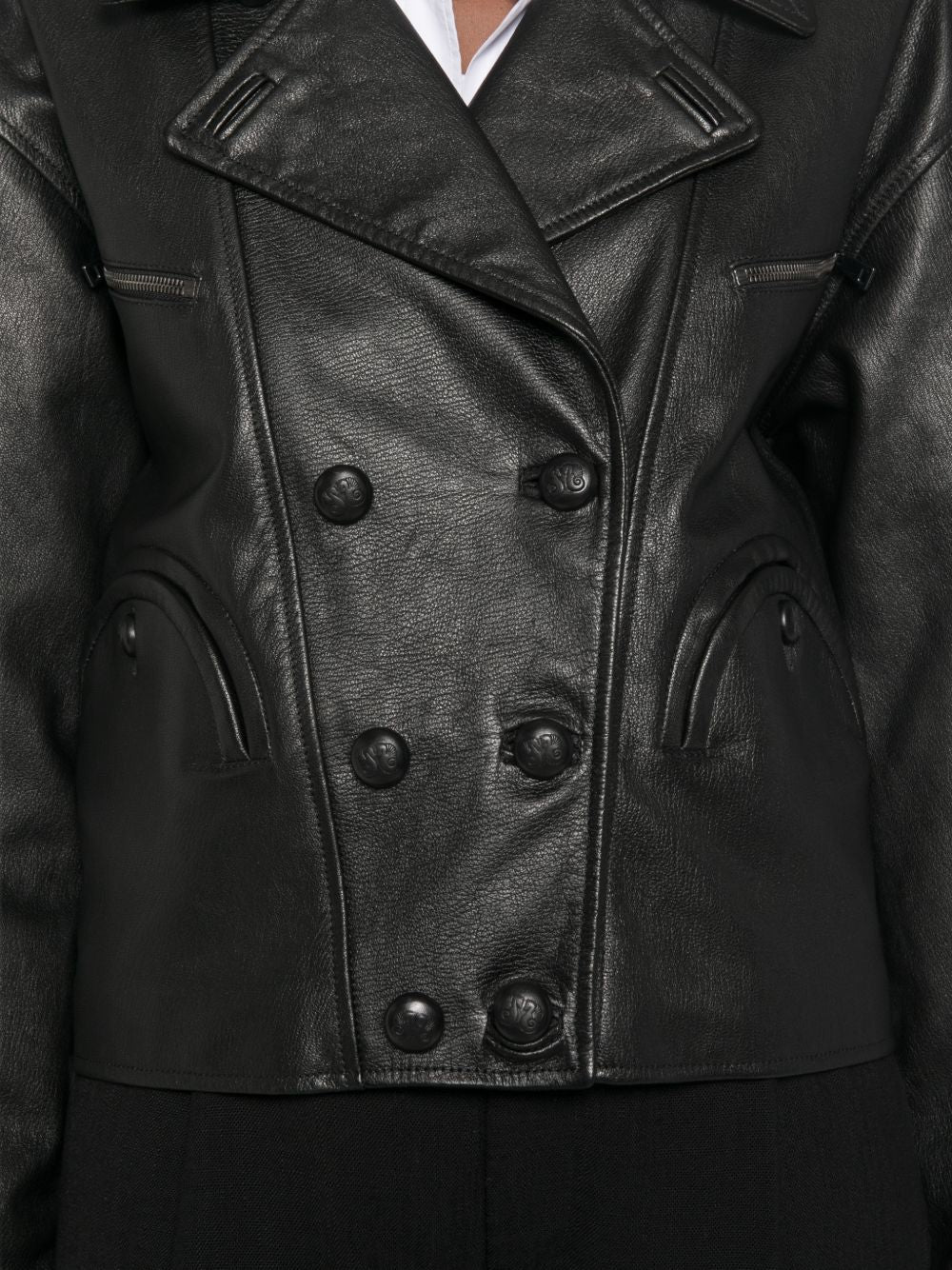 Giacca doppiopetto in pelle in nero 