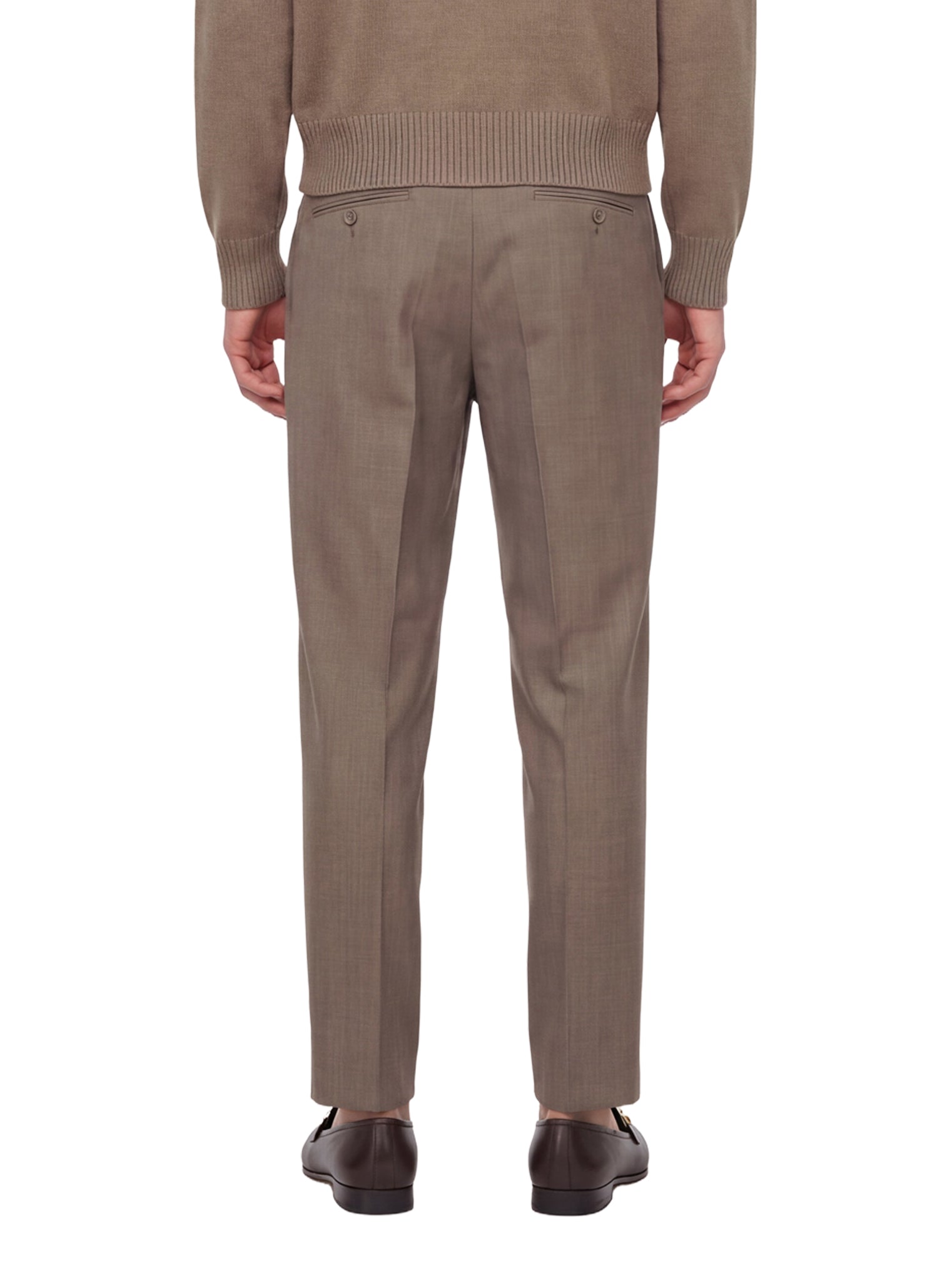 Pantaloni con pieghe frontali in grigio 