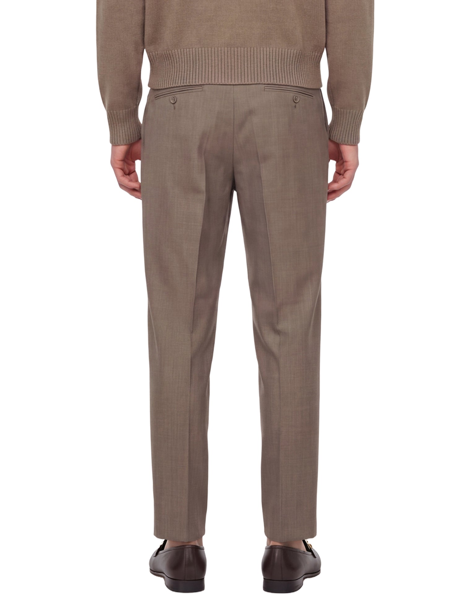 Pantaloni con pieghe frontali in grigio 