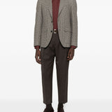 Pantaloni con pieghe frontali in marrone 