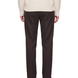 Pantaloni con pieghe frontali in marrone 