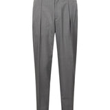 Pantaloni con pieghe frontali in grigio 