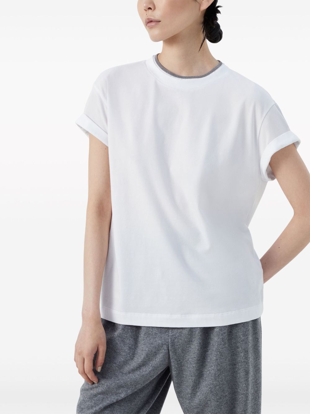 T-shirt con orlo a contrasto in bianco 