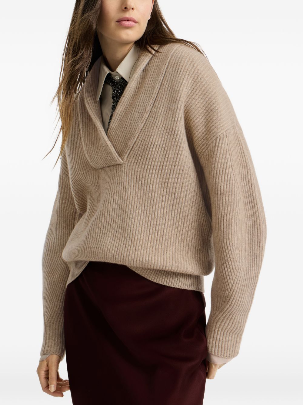 Maglione in cashmere a coste in beige 