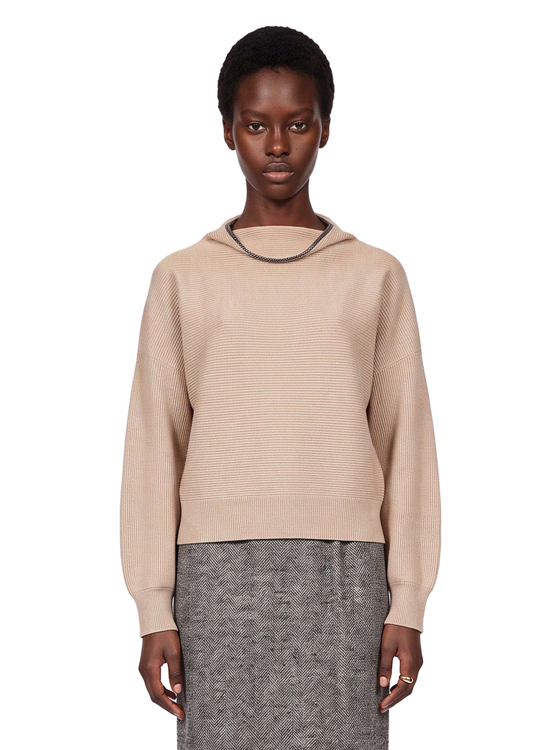 Maglione con orlo a contrasto in beige 