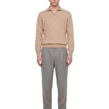 Maglia con colletto in beige 