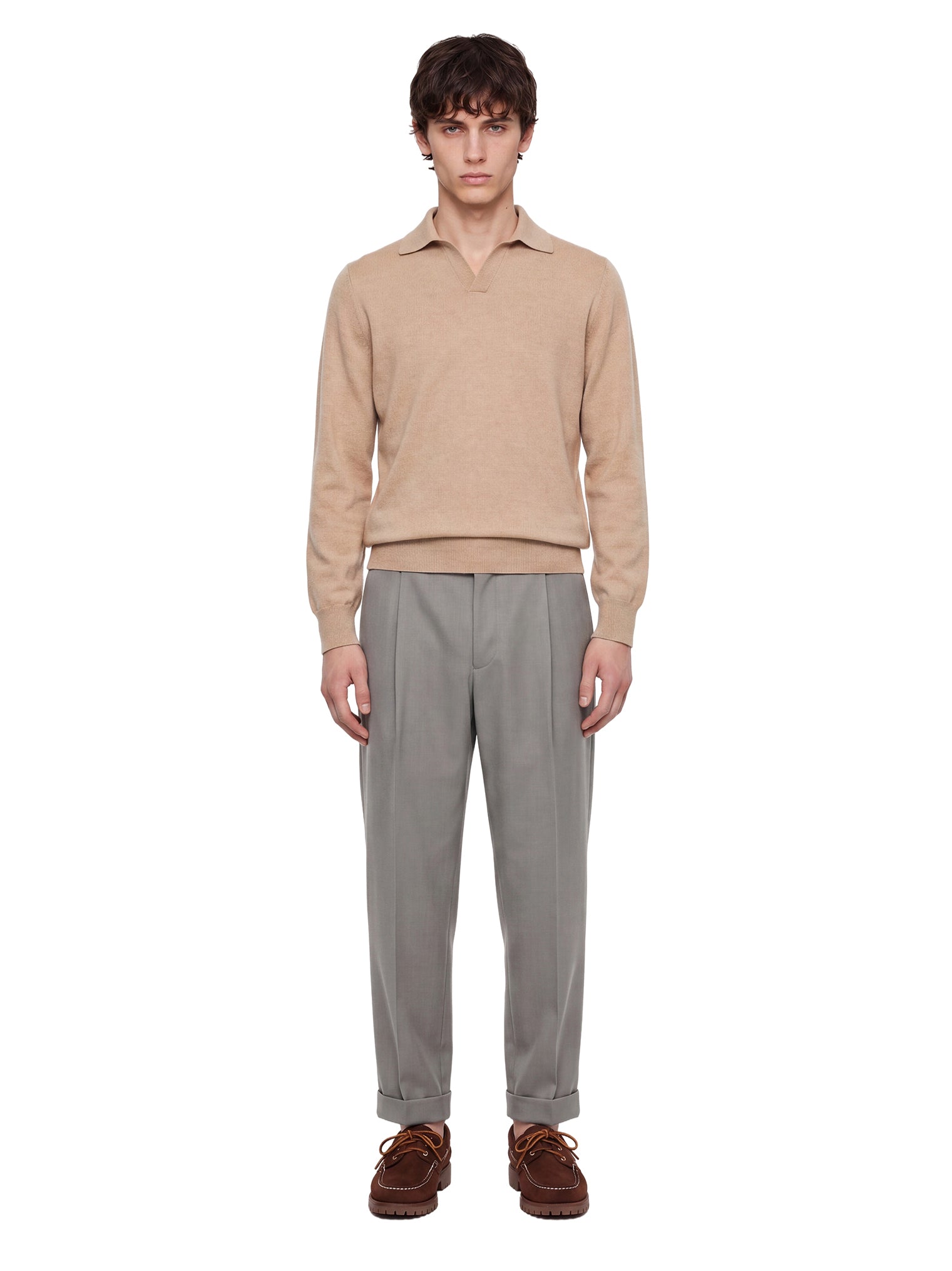 Maglia con colletto in beige 