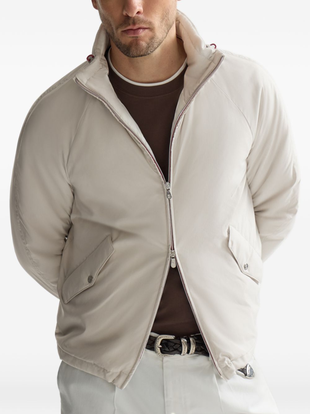 Giacca con cappuccio in nylon in grigio 