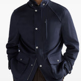 Giacca in lana vergine con inserti in nappa in blu 