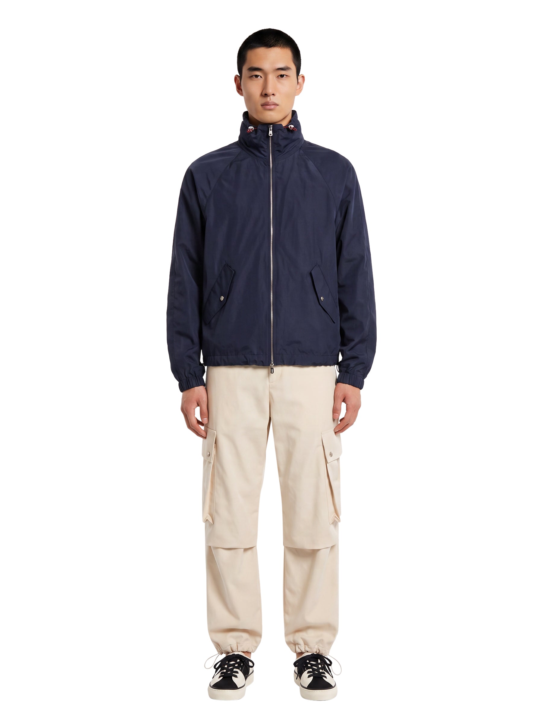 Giacca idrorepellente a collo alto in blu 