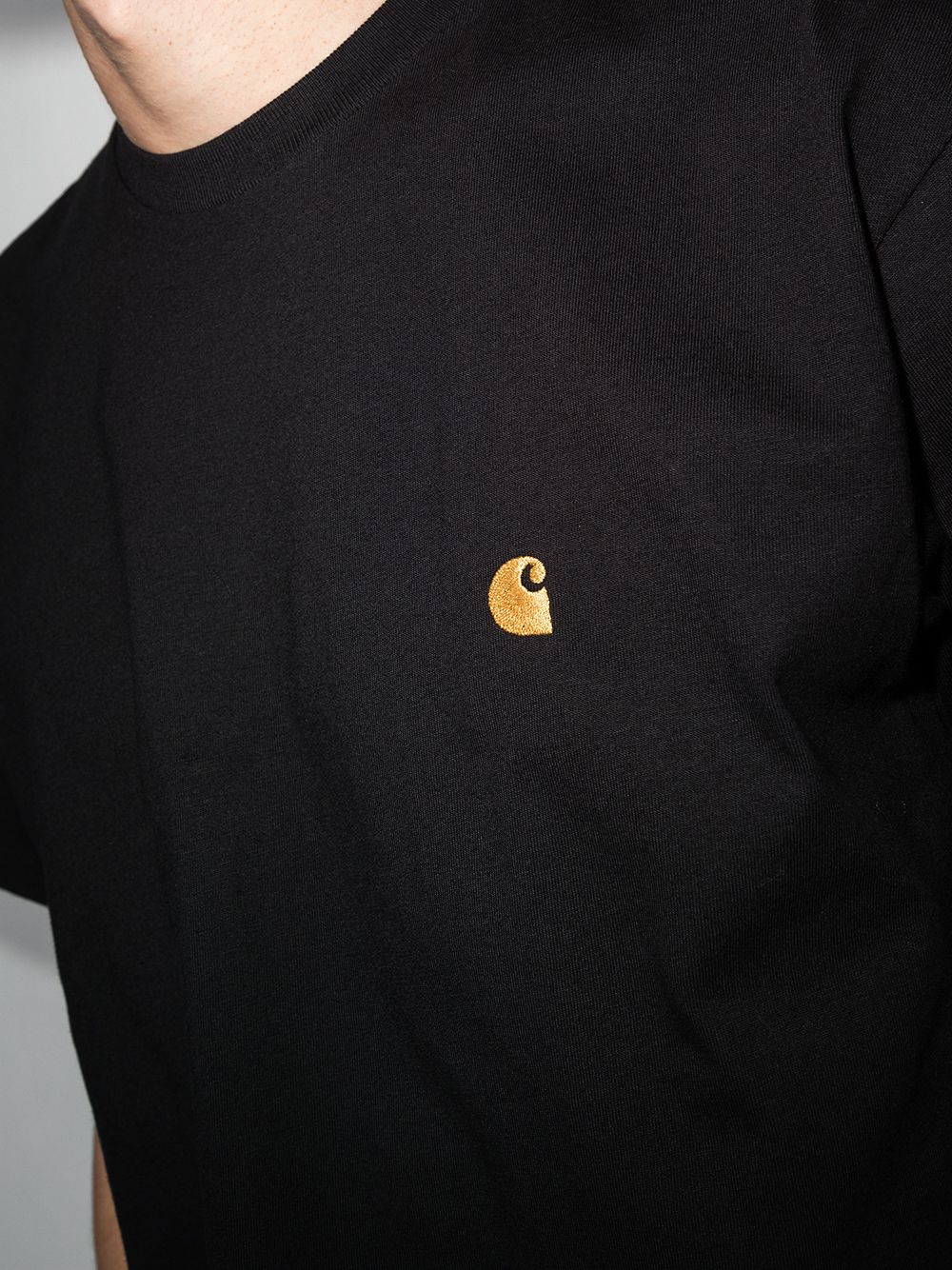 T-shirt Chase con logo in nero 