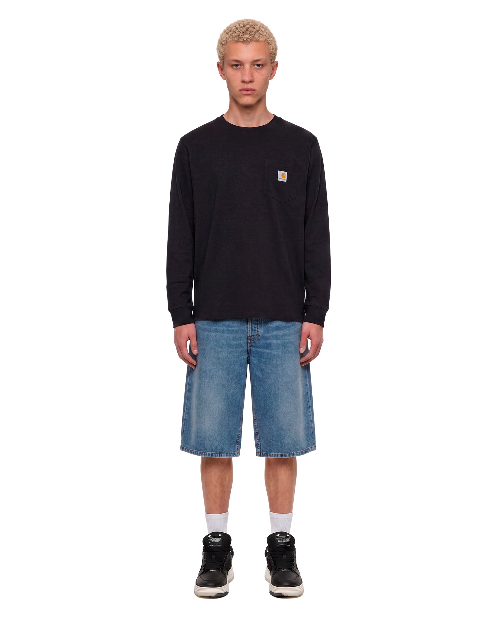 T-shirt a maniche lunghe con patch logo in nero 