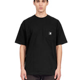 T-shirt con taschino in nero 