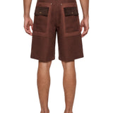 Shorts cargo con monogram in marrone 