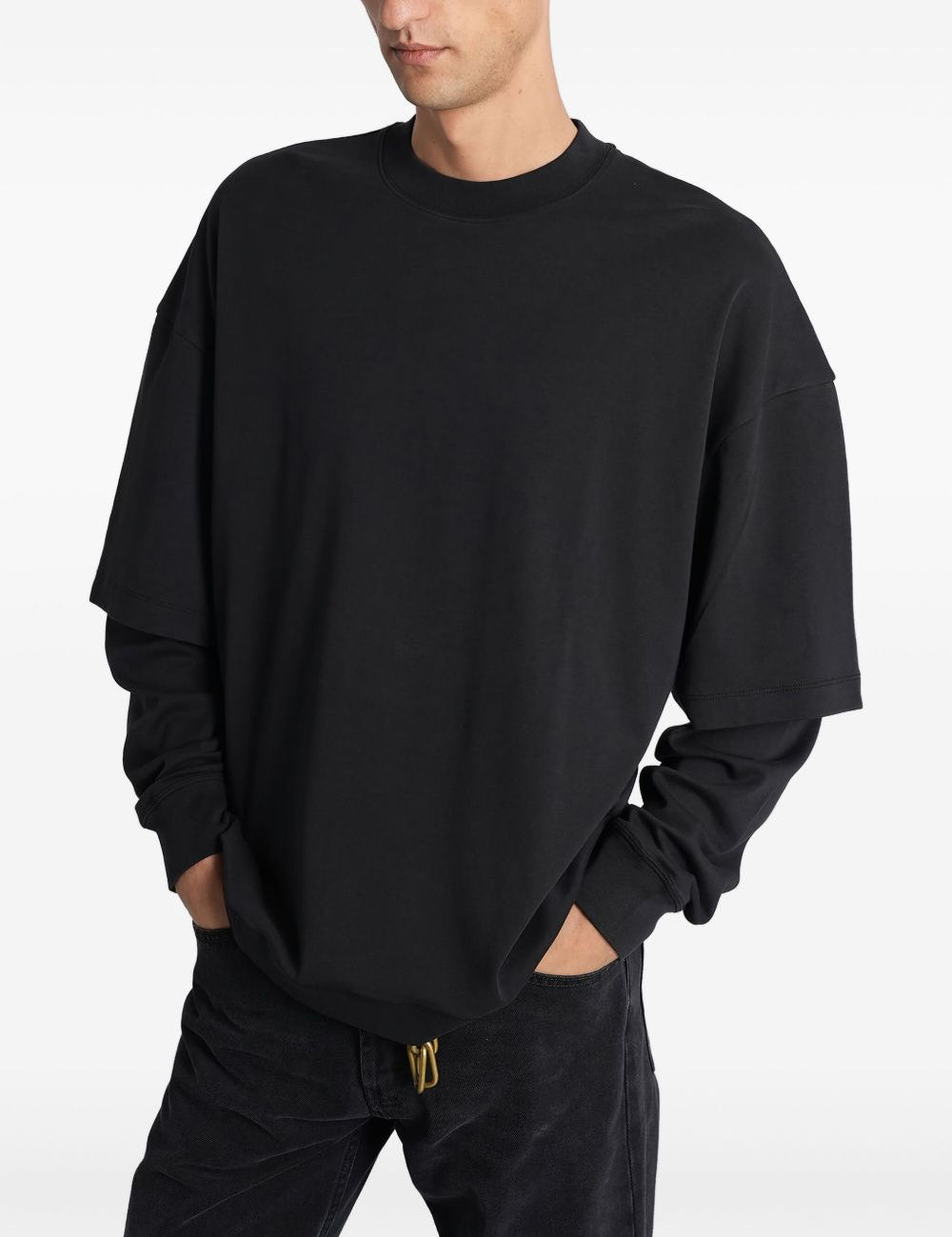 T-shirt a maniche lunghe in nero 