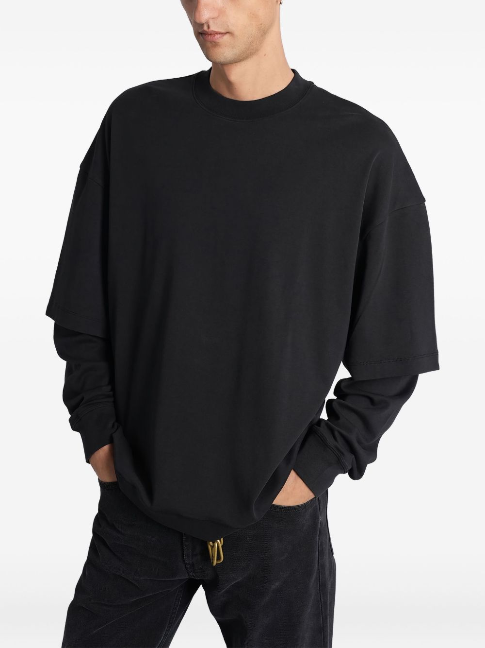 T-shirt a maniche lunghe in nero 