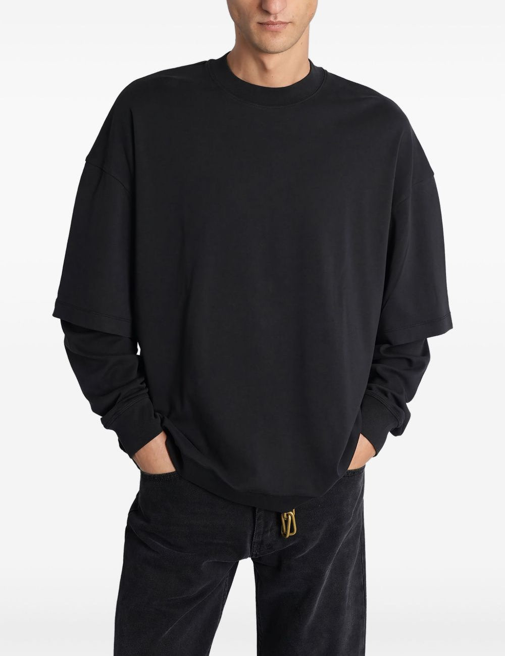 T-shirt a maniche lunghe in nero 