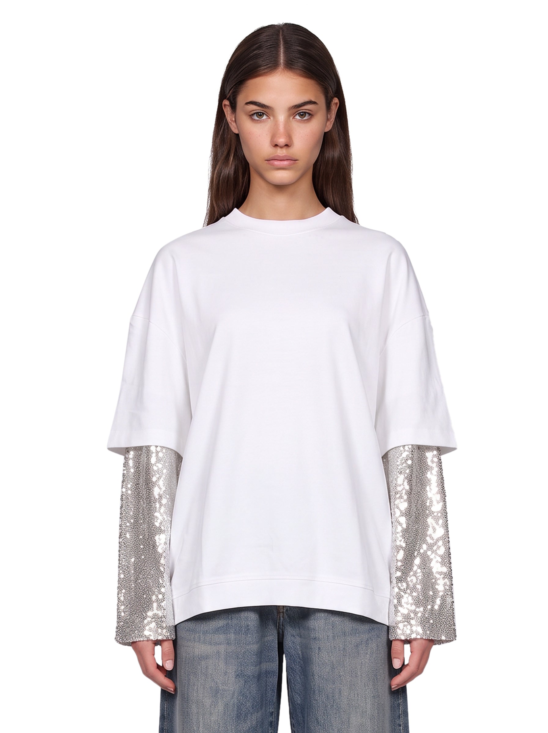 T-shirt con maniche doppie in bianco 