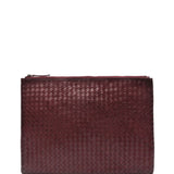 Borsa clutch intrecciata in bordeaux 