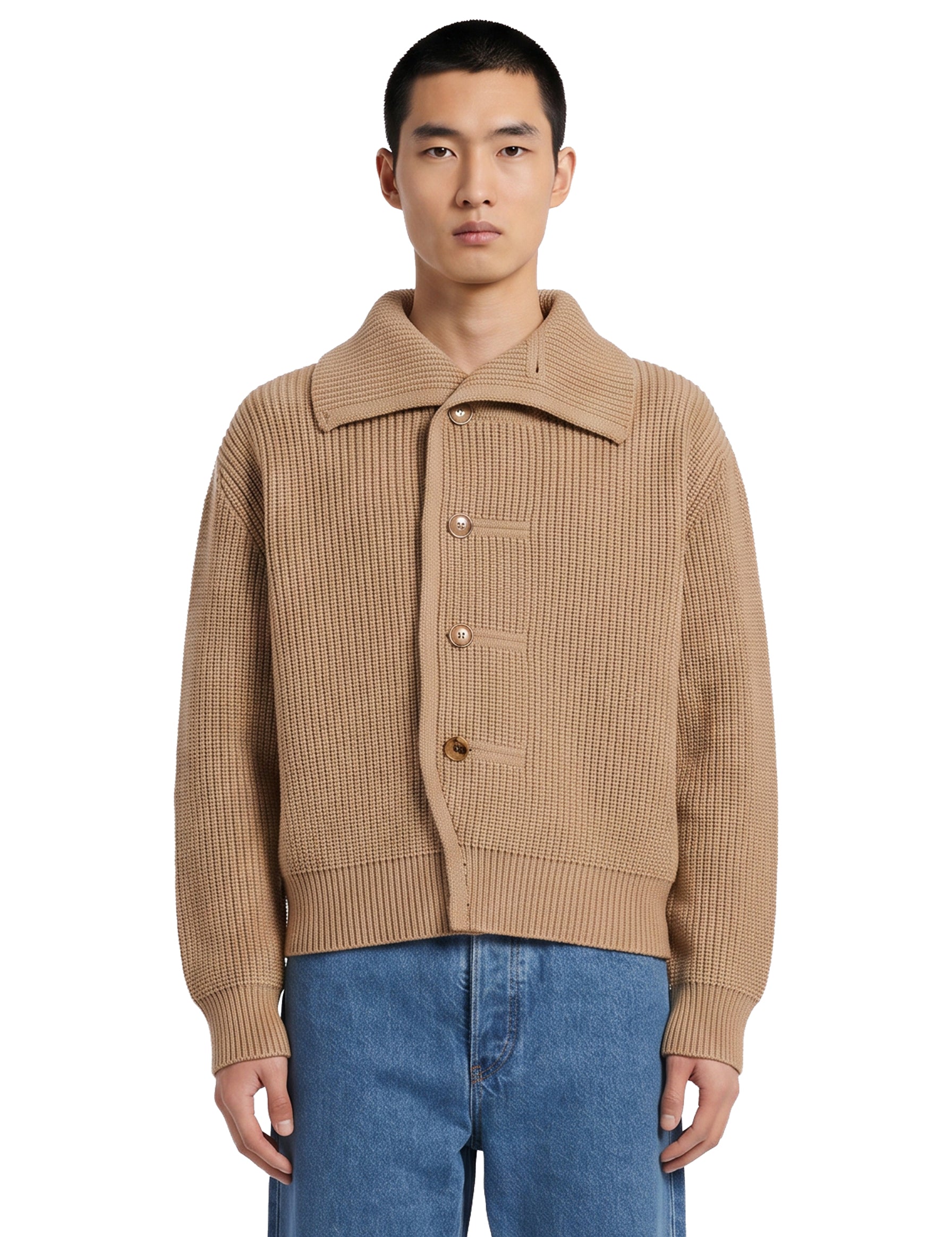 Cardigan in lana con bottoni camel 