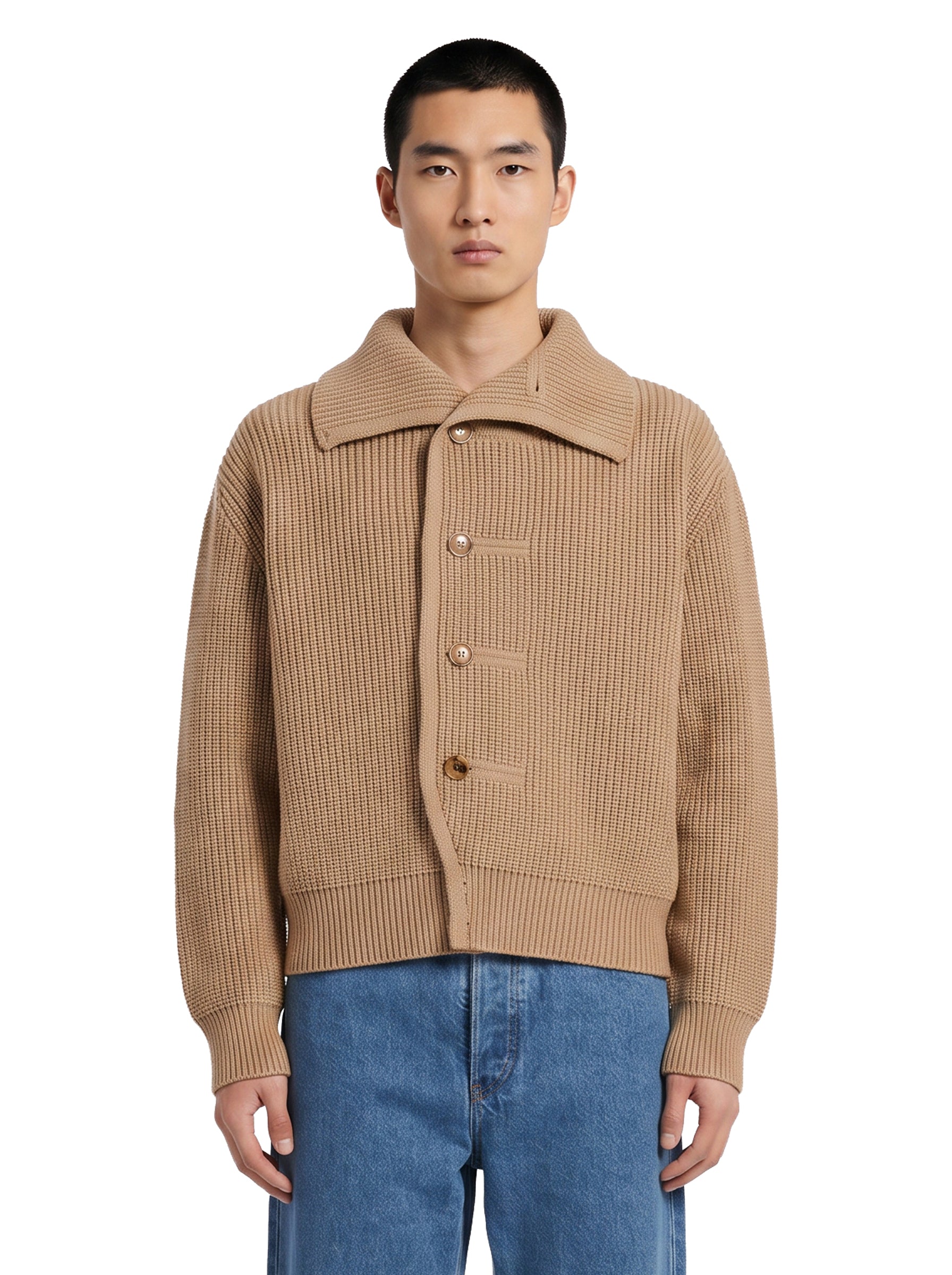 Cardigan in lana con bottoni camel 
