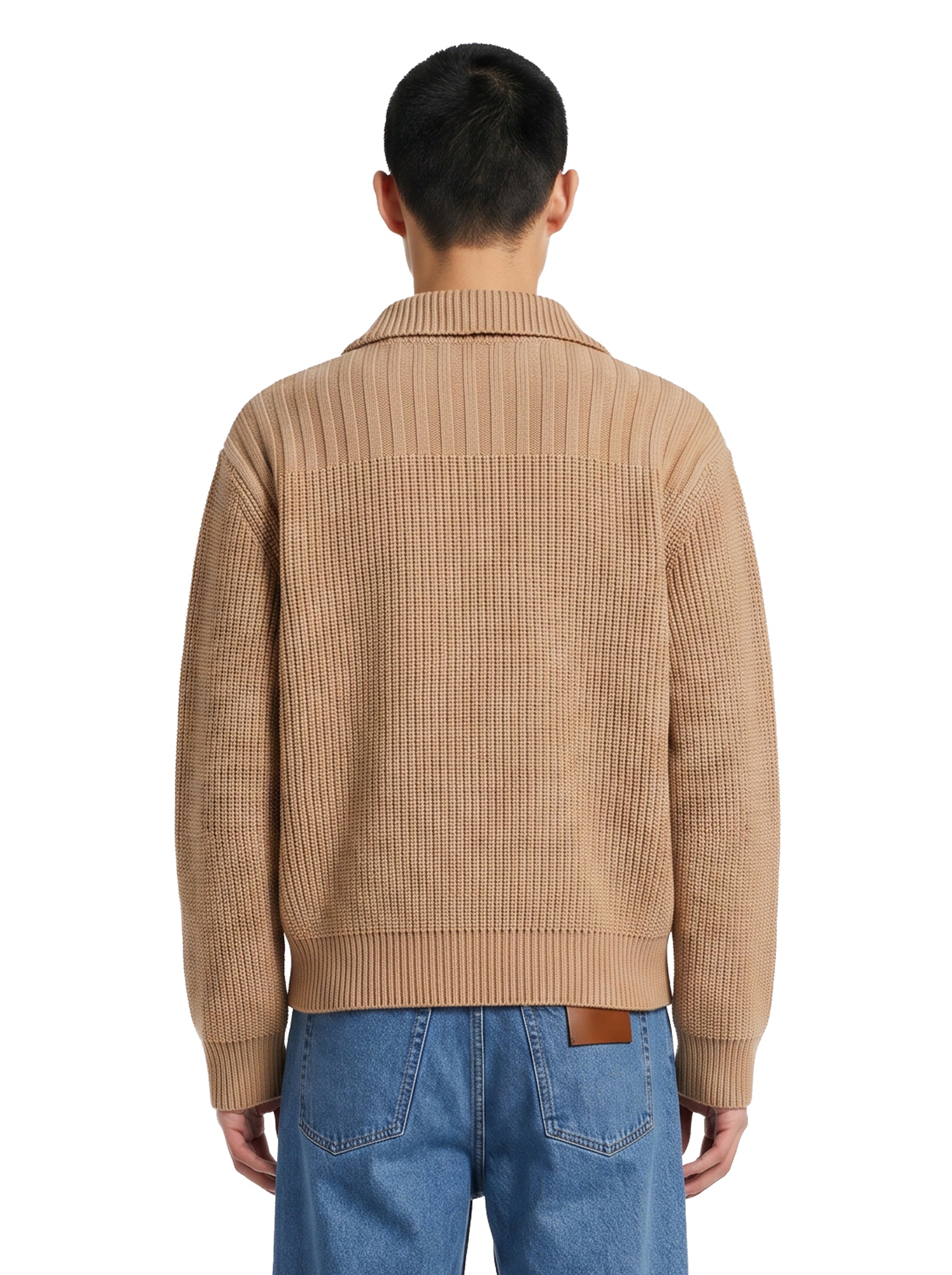 Cardigan in lana con bottoni camel 