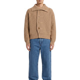 Cardigan in lana con bottoni camel 