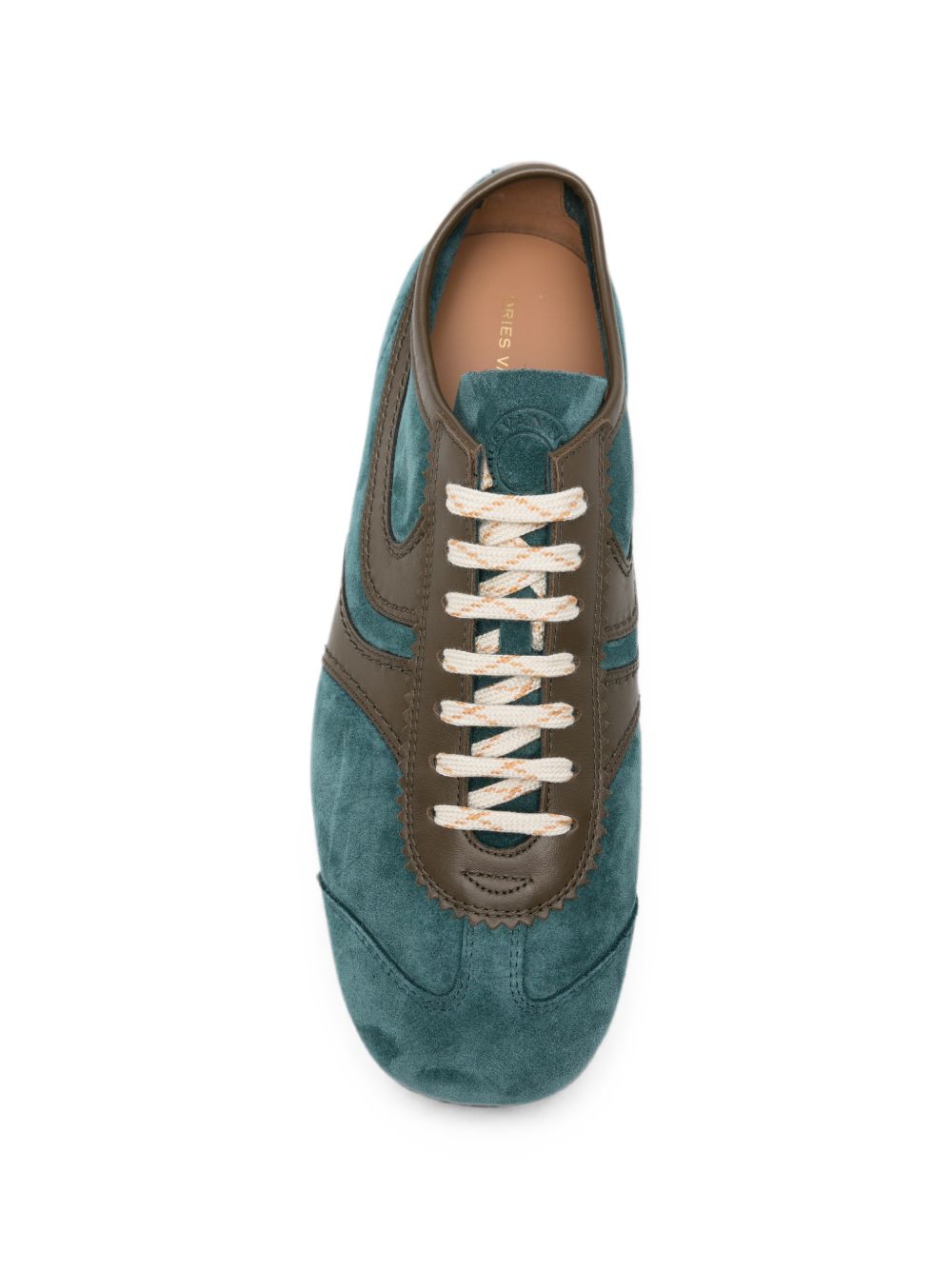 Sneakers in pelle con design a pannelli in verde 