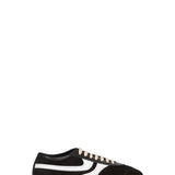 Sneakers in pelle con design a pannelli in nero 