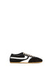 Sneakers in pelle con design a pannelli in nero