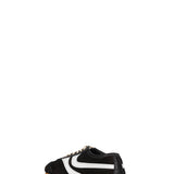 Sneakers in pelle con design a pannelli in nero 
