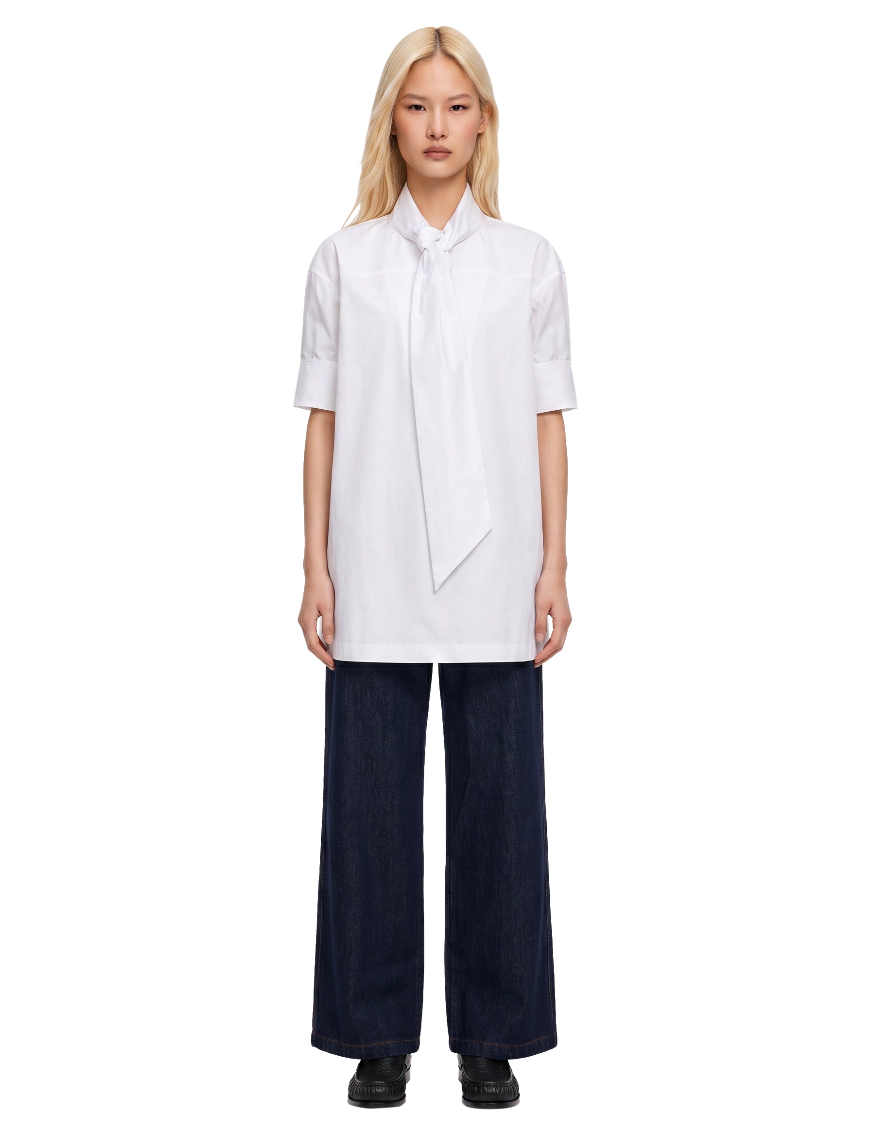 Camicia oversize con fiocco in bianco 
