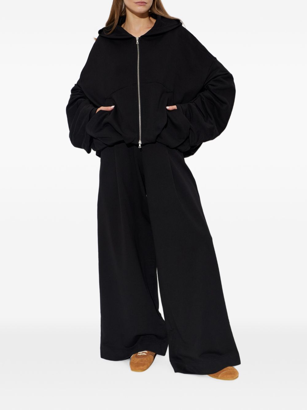 Felpa con cappuccio e zip nera 