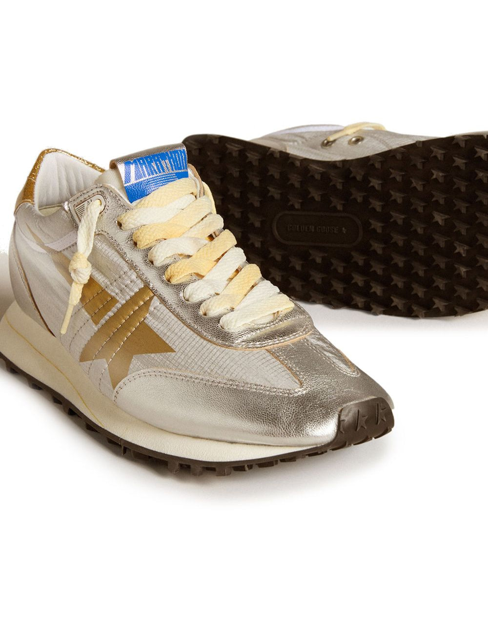 Sneakers con glitter star in oro 