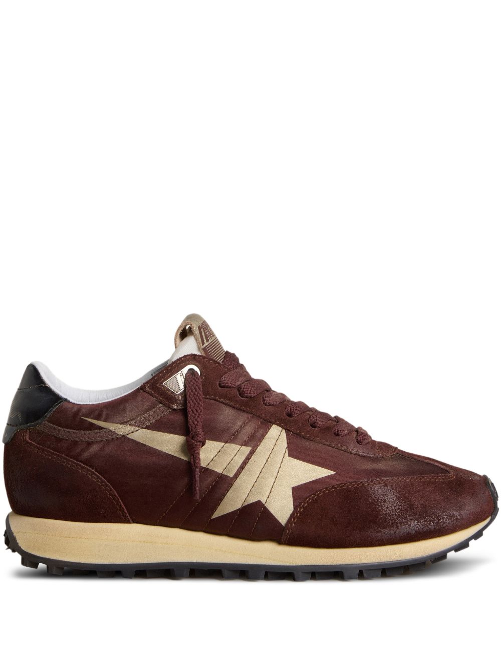 Sneakers running marathon in marrone 
