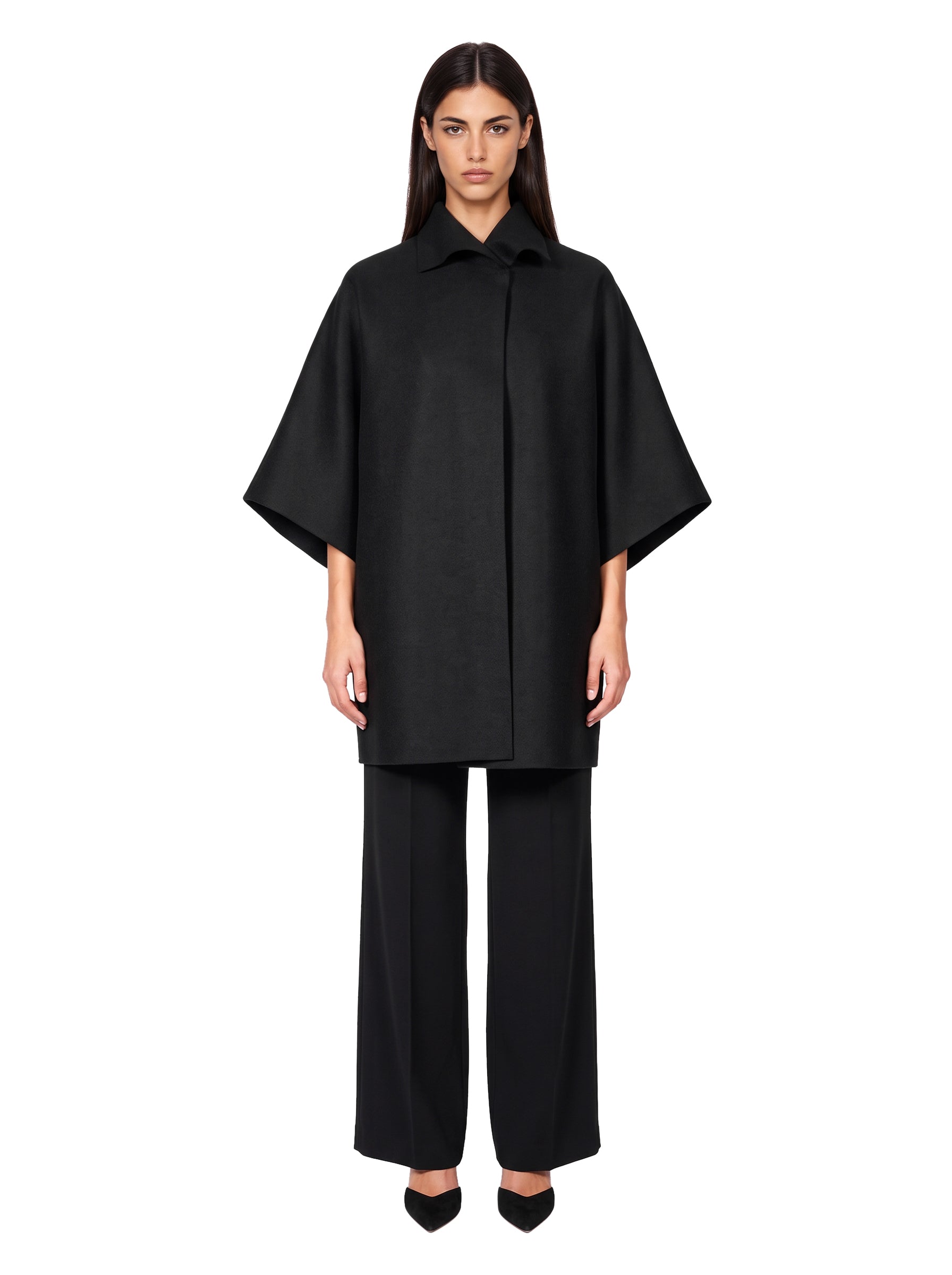 Mantella kimono in nero 