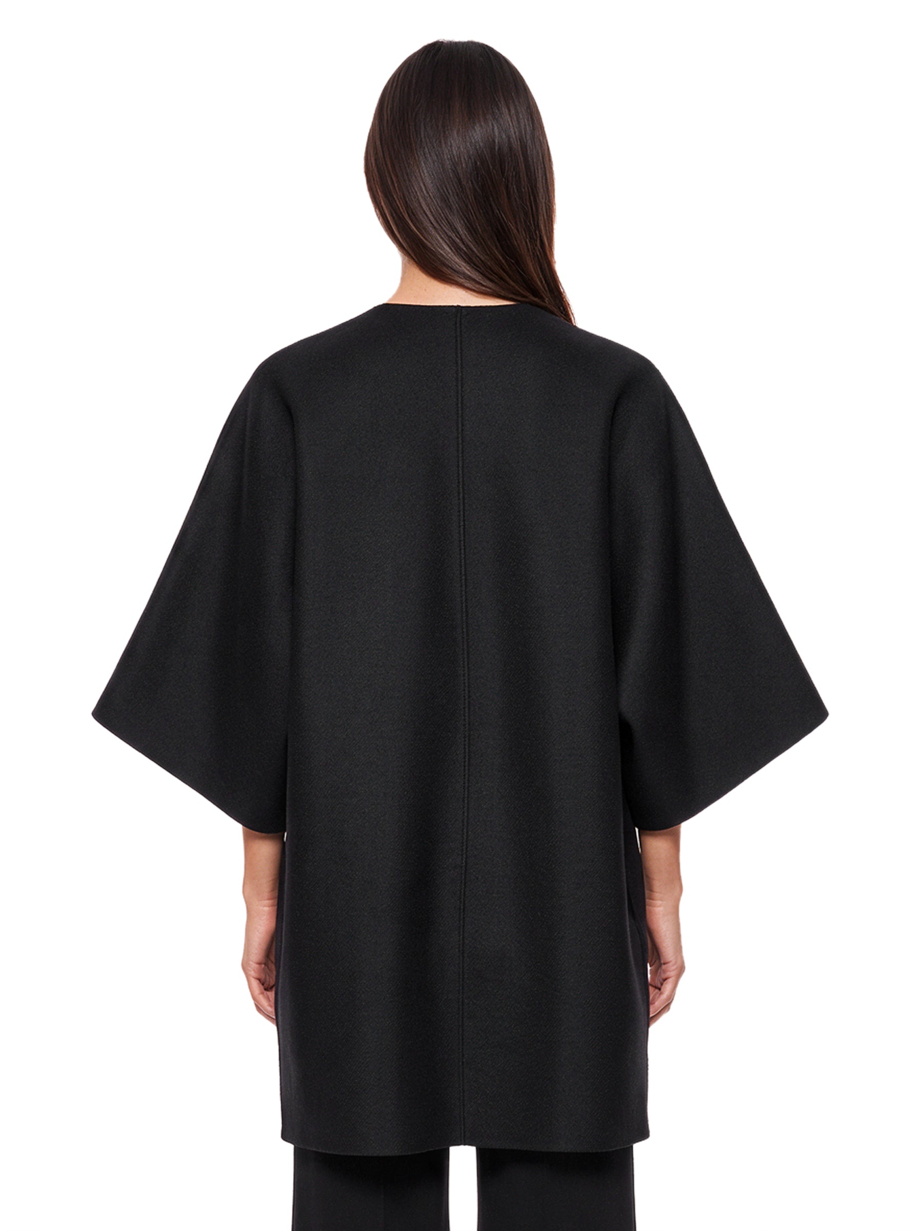 Mantella kimono in nero 