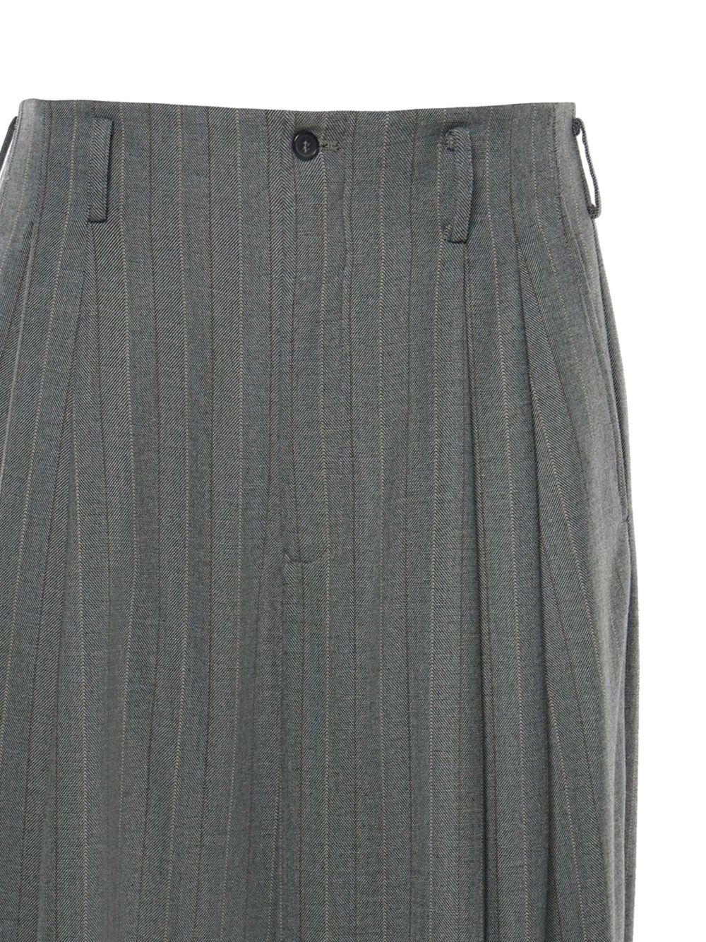 Pantaloni con doppia pinces in grigio 