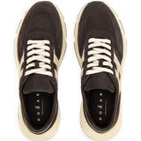 Sneakers Hyperlight in marrone 