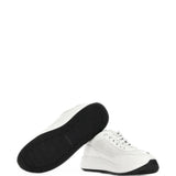 Sneakers con logo in bianco 