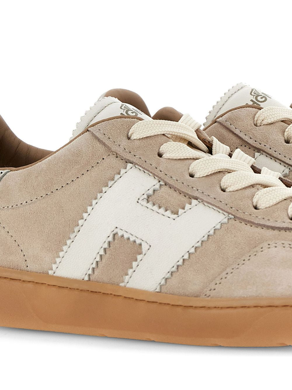 Sneakers cool in beige 