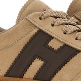Sneakers H698 con suola chunky in beige 