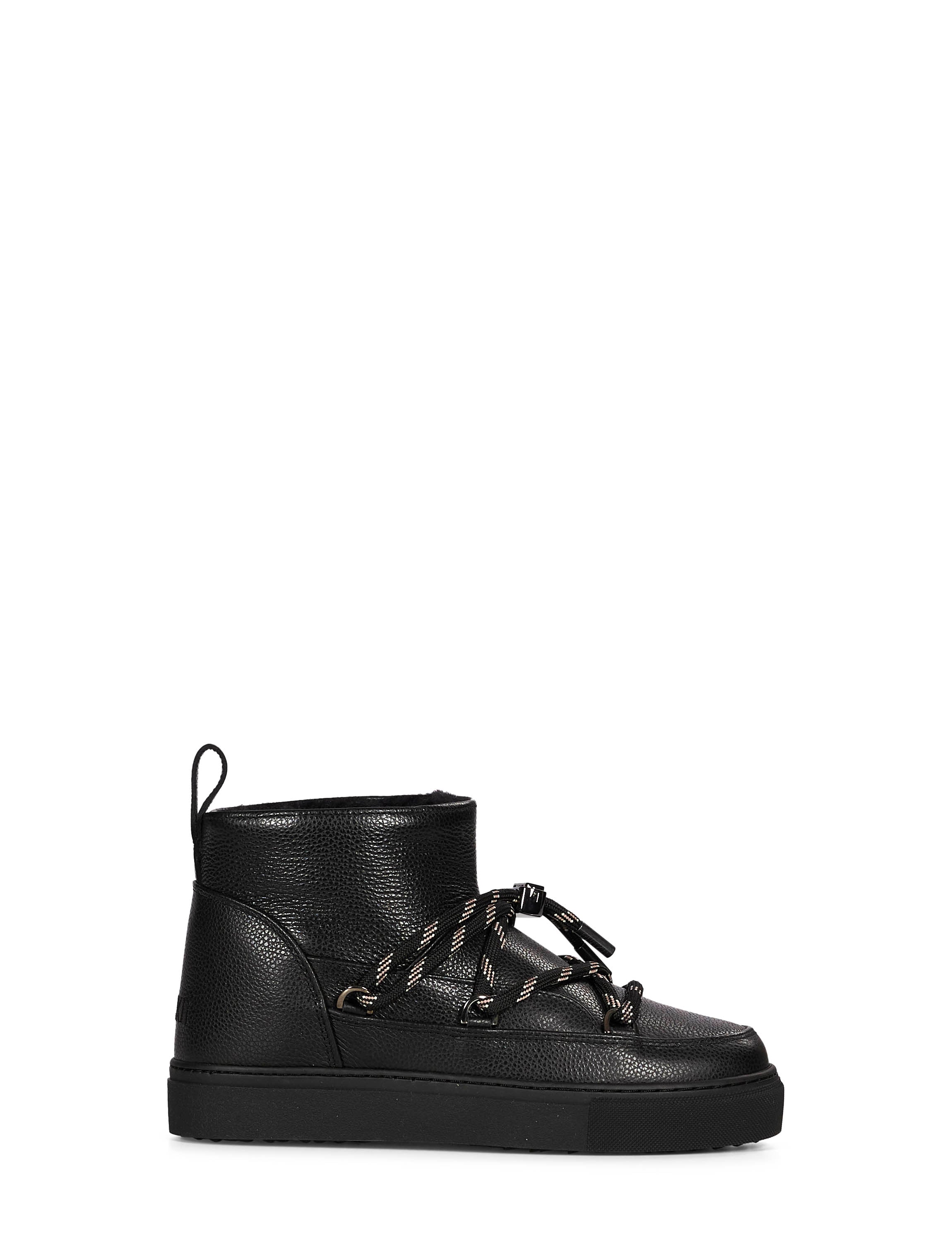 Stivaletti in pelle nero 