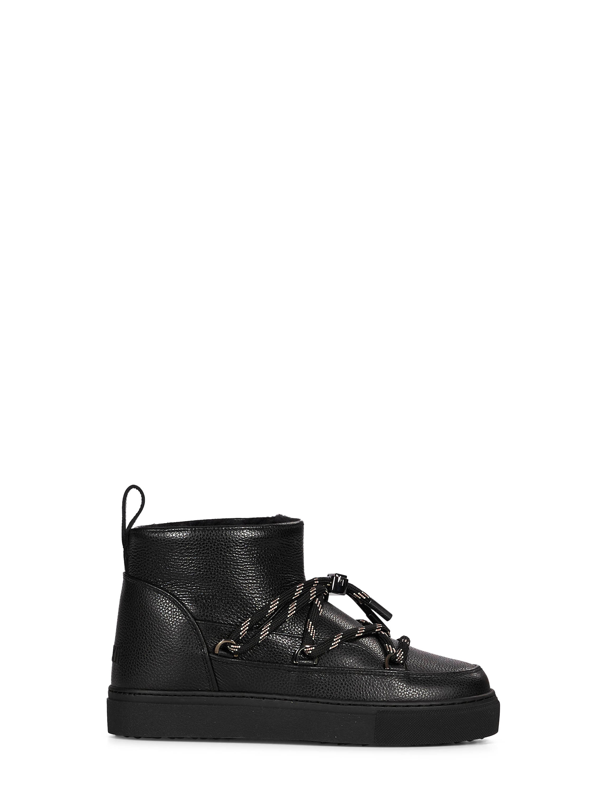 Stivaletti in pelle nero 