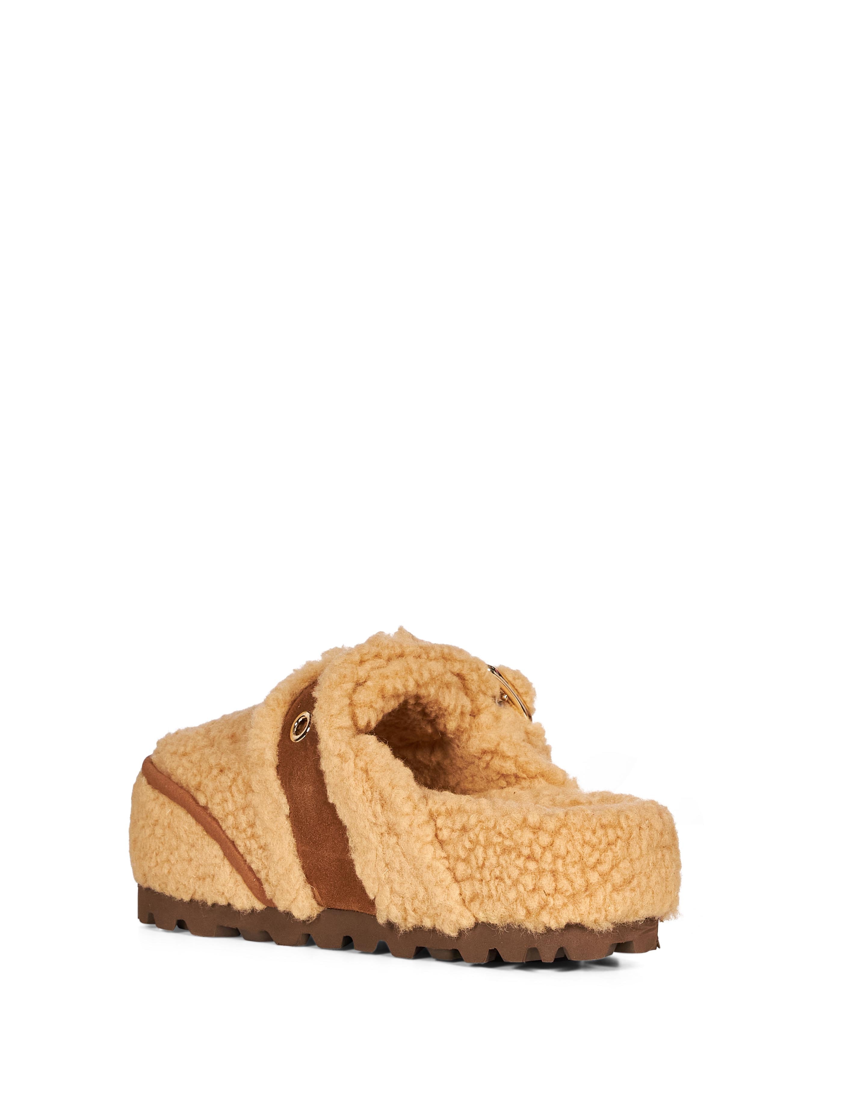 Mules Cozy con cinturino in beige 