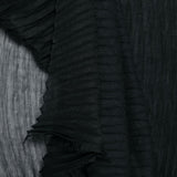 Sciarpa con design plisettato in nero 